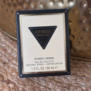 Guess Seductive Eau de Toilette - Black and Cream